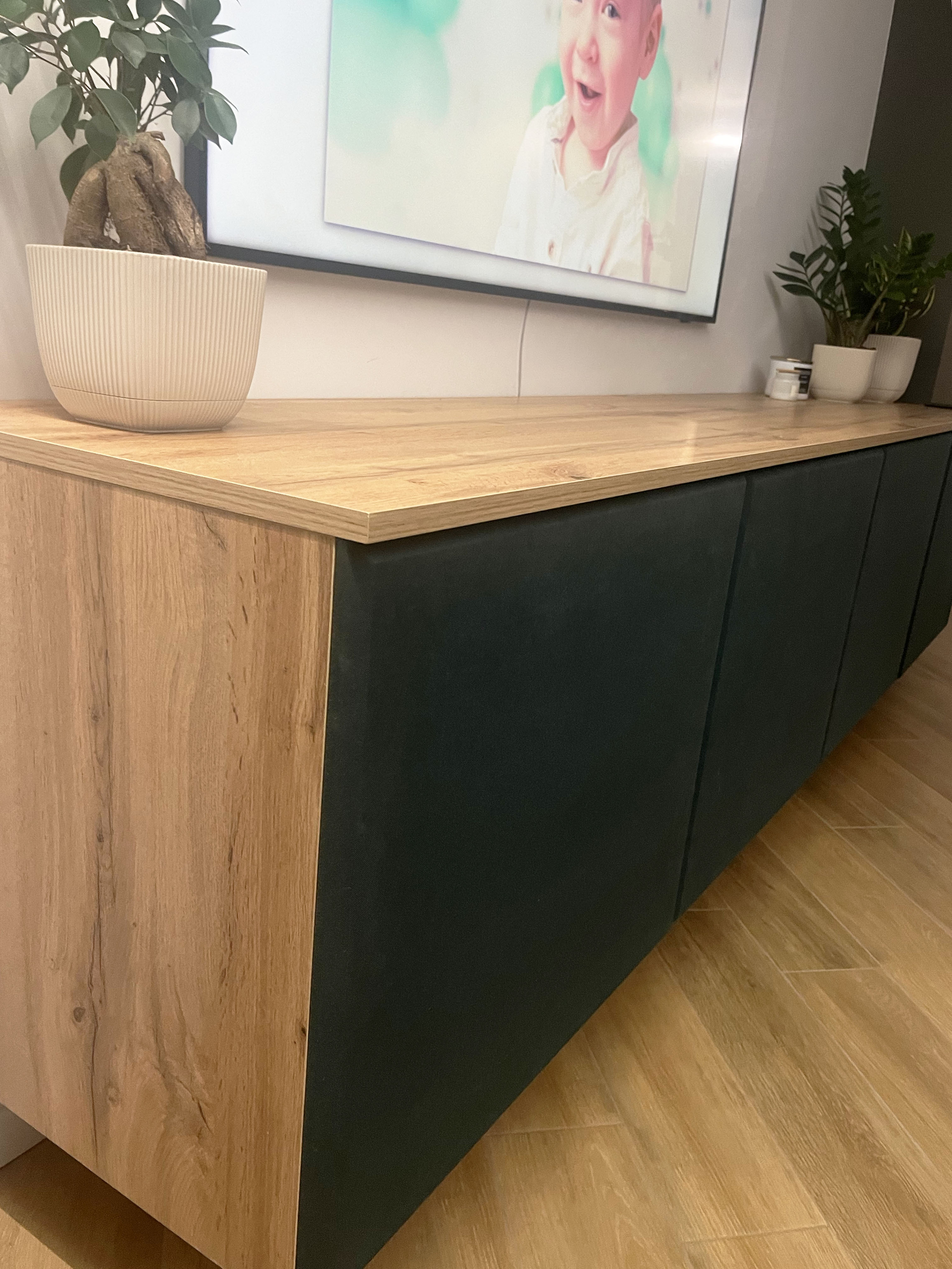 Мебели на фокус: Evergreen