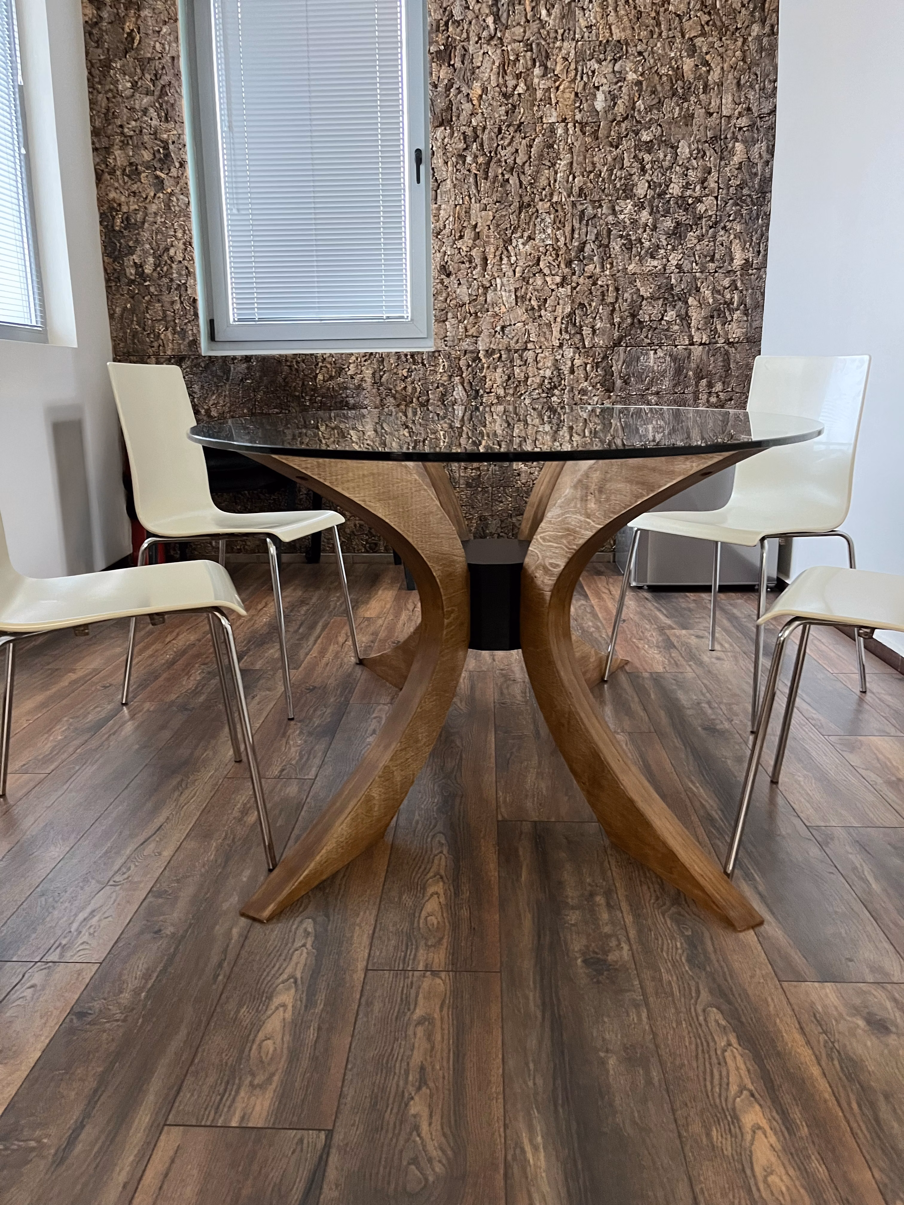 Трапезна маса 