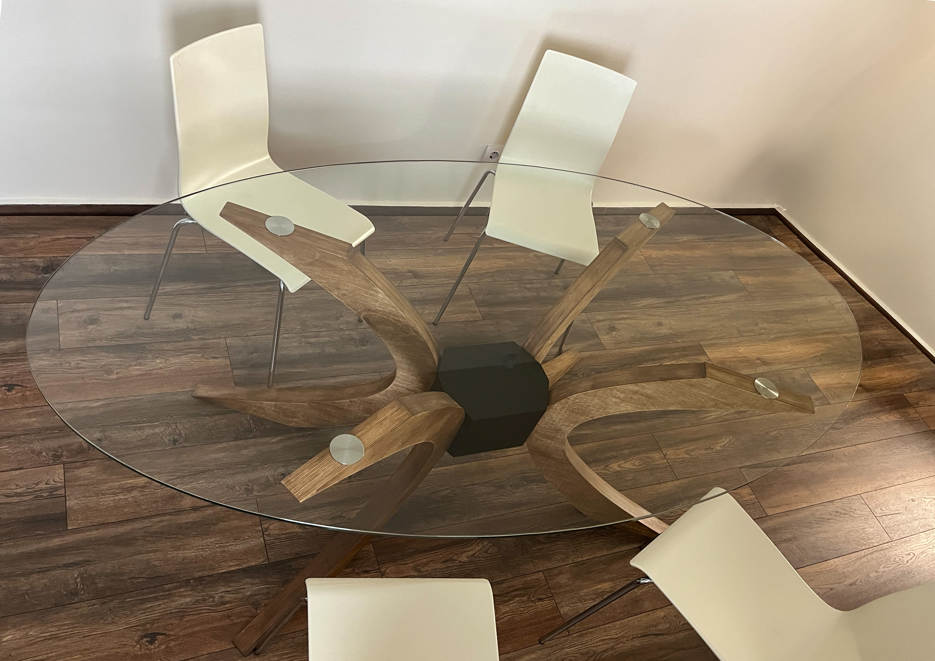 Трапезна маса 